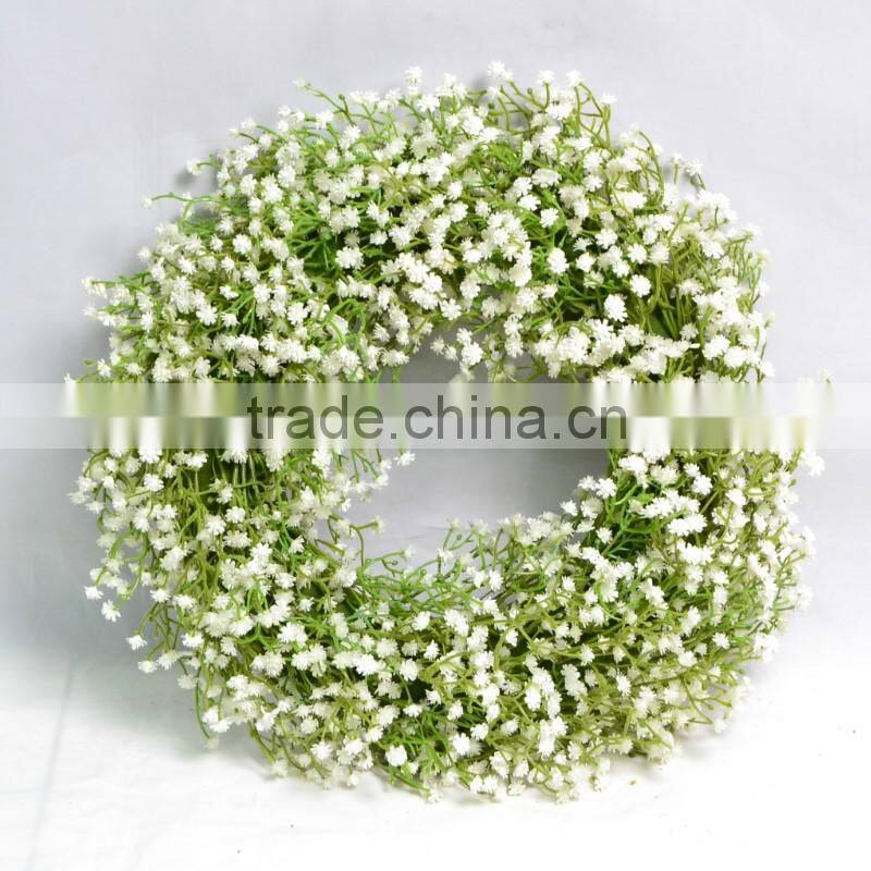 Refreshing Wreath For Holiday Time