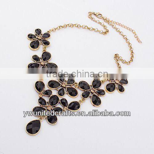 2014 chunky bib necklaces