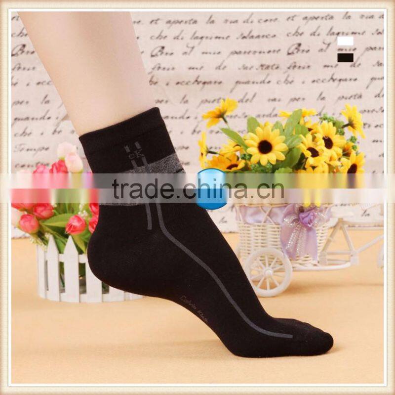 Custom UK Gentlemen Thin Ankle socks,Black and white color mens CK ankle socks
