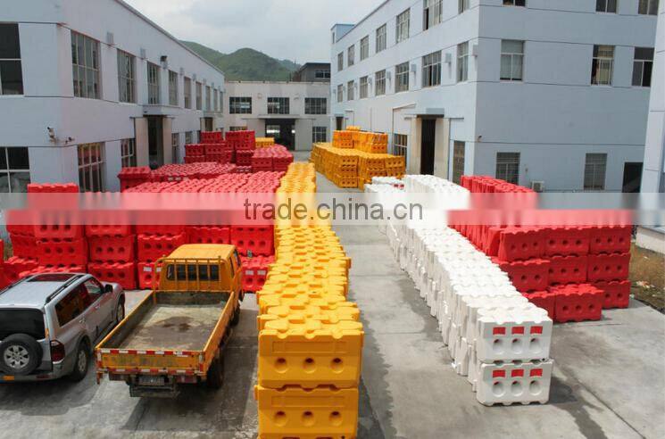 Professional manufacturer for plastic water barrier