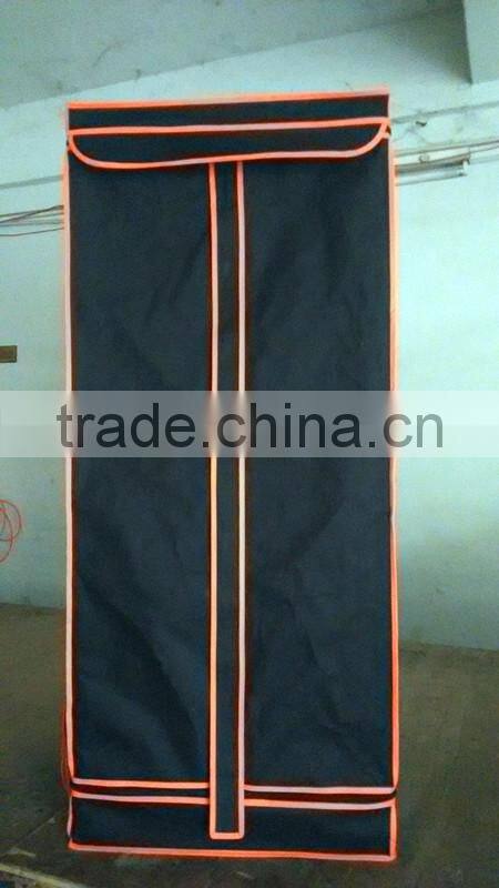 Indoor hydroponic plants tent