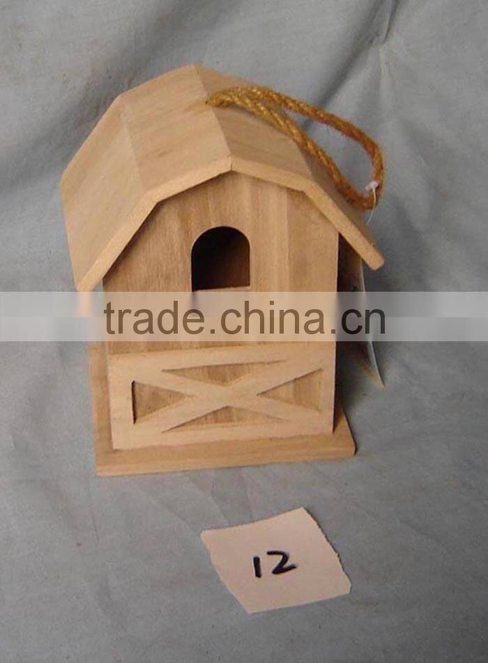 Miniature wood crafts housesbird feeder , cheap wooden bird house and feeders, wholesale pine wood bird house with hanging