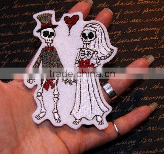 Custom high quality embroidered creative skulls couples patch for clothes embroidery patch made in china choose size/color