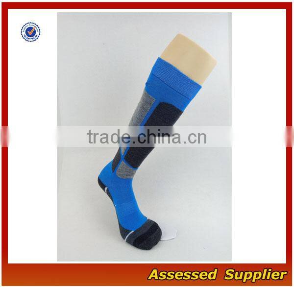 Pink Women Crew Size WHolesale Merino Wool Hiking Sport Traing Socks