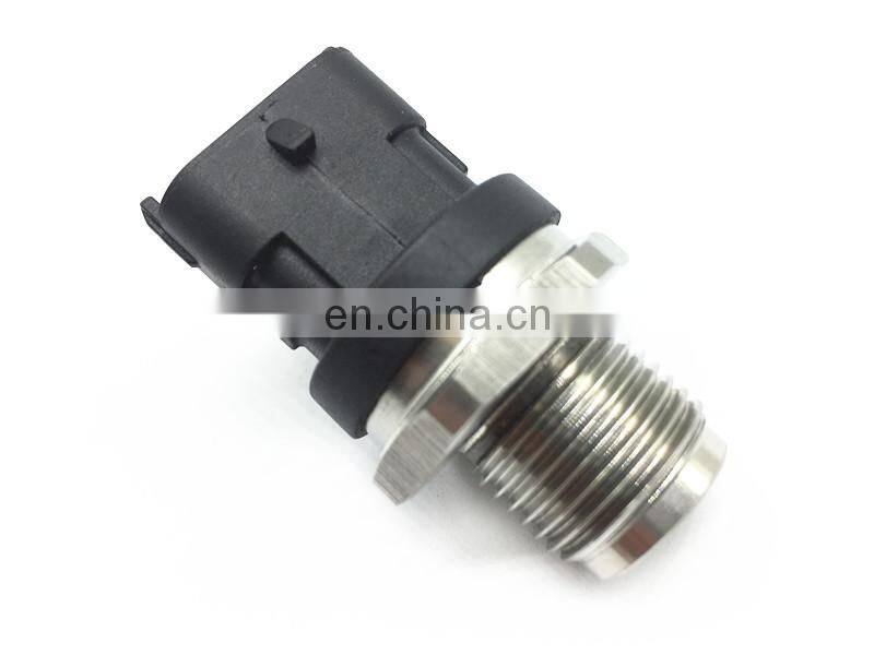 Fuel Pressure Sensor For F-ord V-olvo R-enault V-auxhall F-iat OEM 0281002706 0281002903 0281002937