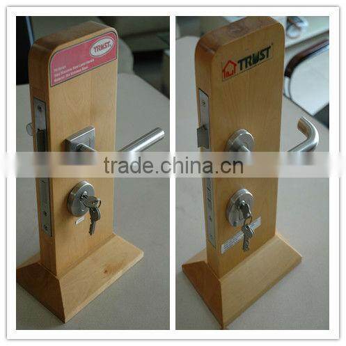 TH027:Stainless Steel Hollow Lever Door Handle with Escutcheon