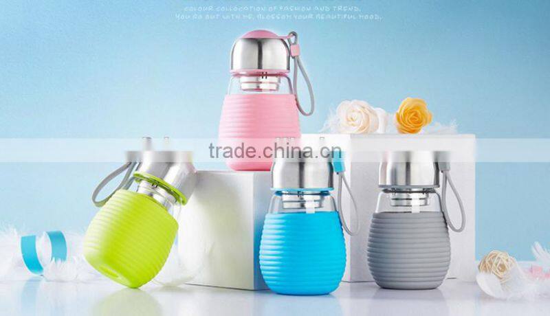 best sell lovely round shape glass tea infuser bottle with sleeve and tea holder