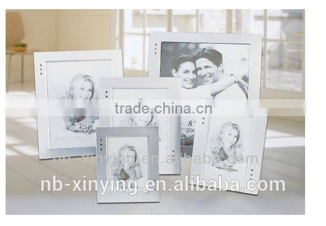 Hot sale aluminium photo frame with plastic diamond popular design