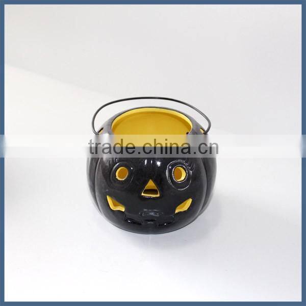 Creative ceramic candle holder for halloween decoration