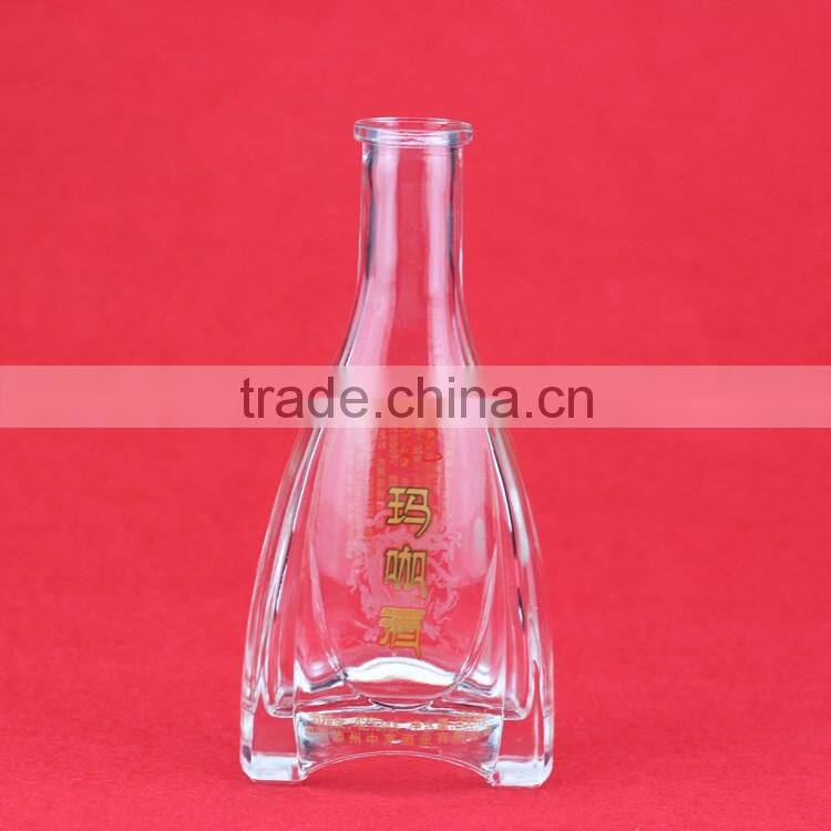 Various capacities 500ml helerogenic bottle spirited bottles the wood shape bottles