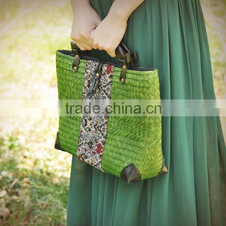 Hot selling cheap thailand straw bag green handmade beach bag