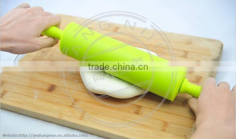 household noodle rolling pin with wooden handle