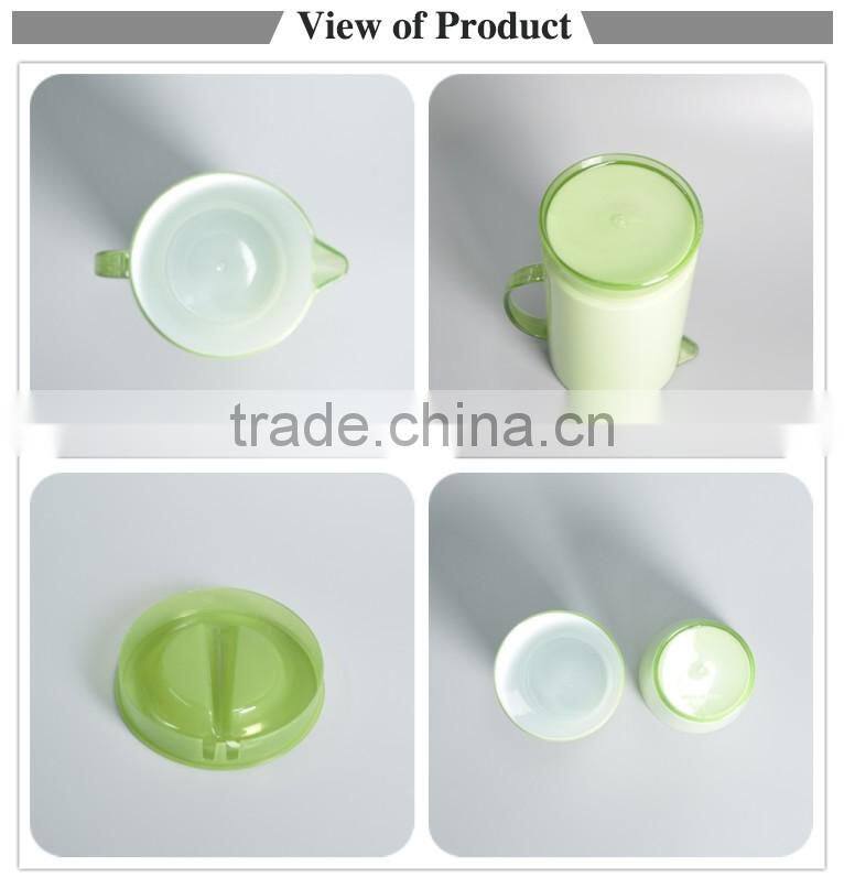 Competitive price collapsible 2.1L plastic water jug with 4 cups for sale