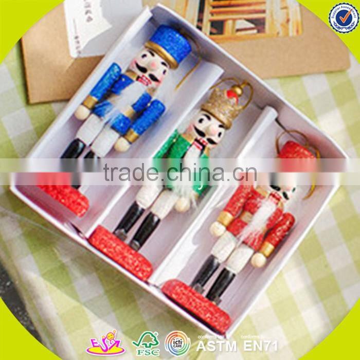 Wholesale fancy toddler wooden king nutcracker, stylish household wooden king nutcracker,best gift nutcracker W02A015