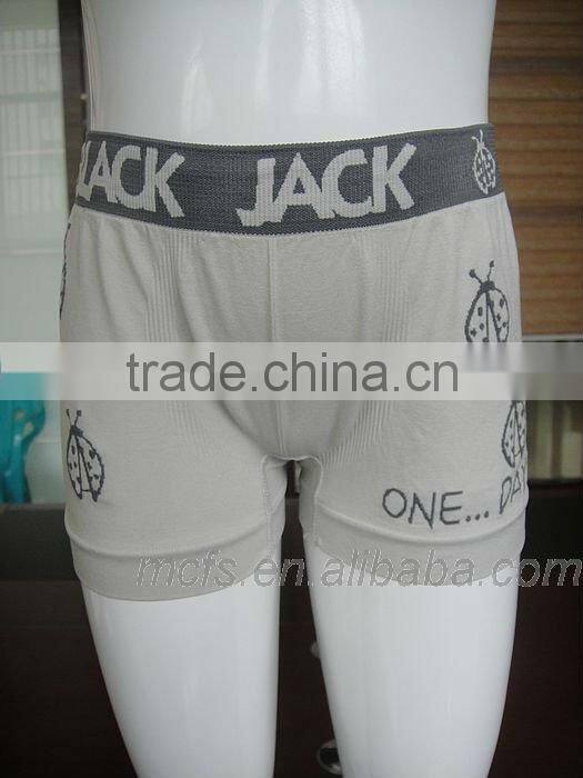 Comfortable seamless boy's cartoon boxer & briefs