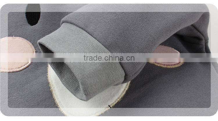 New design baby clothes factory hand knitted baby sweater