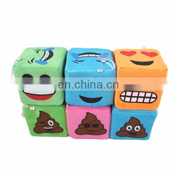 Wholesale Emoji Key Chain Custom Plush Toy Emotion Keychain Fancy Gift Custom Toy Cheap Keychain