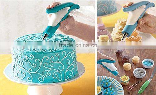 Icing Piping Bag Nozzle Tips Fondant Chocolate Cake Sugar Craft Decorating Pen Tool Set