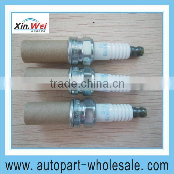 9807B-5617W Spark Plug for Honda
