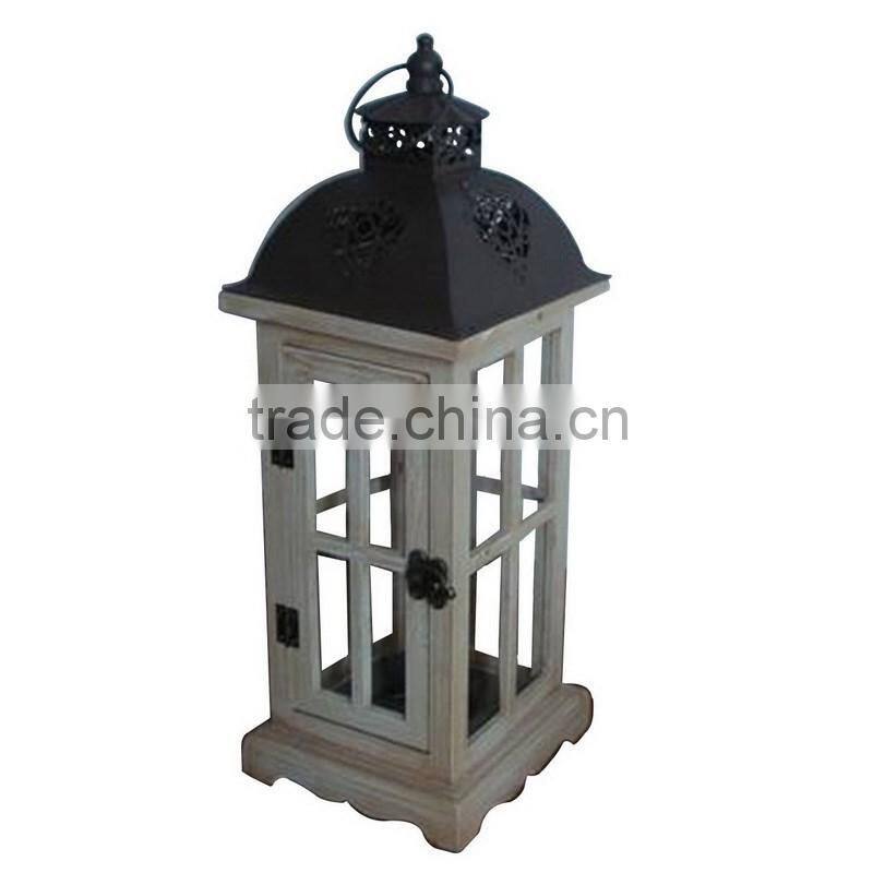 Classic wooden candleholder iron lanterns indoor stand