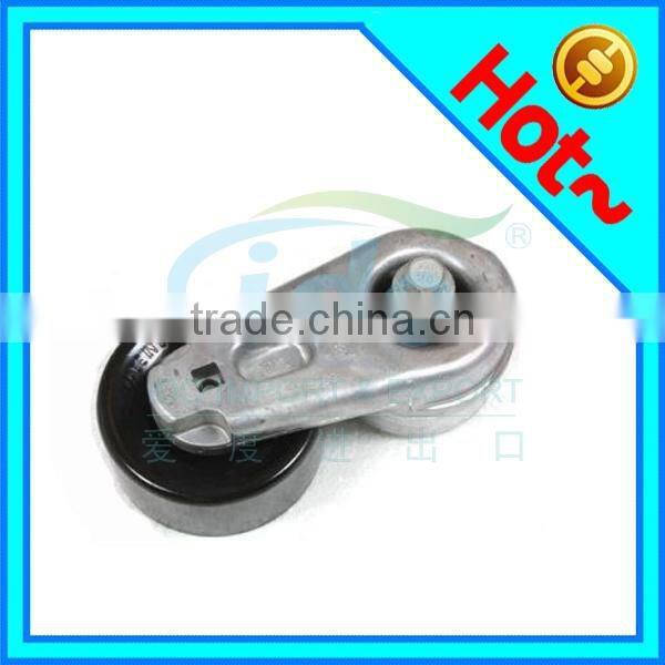 high quality car alternator belt tensioner pulley price for Land Rover discovery PQG500250 / 1342047