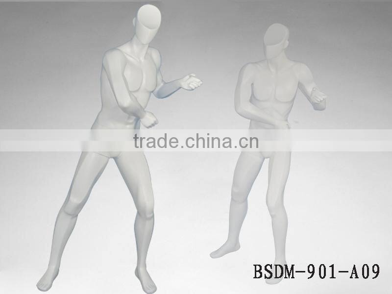 Men's fencing glossy mannequin for display