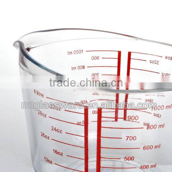 Handmade clear glass measuring glass cup with handle