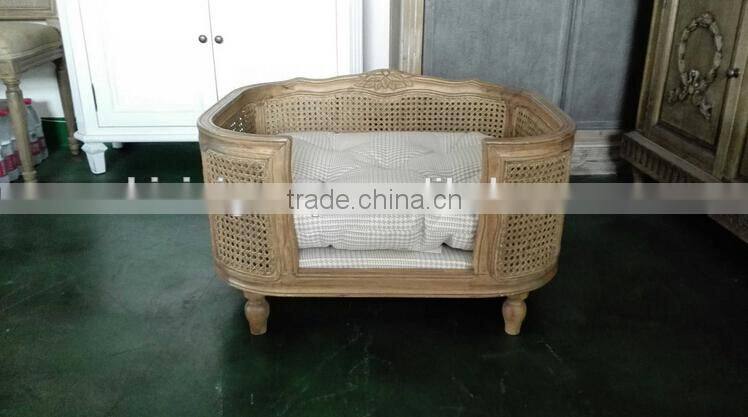 Bisini French style luxury rattan pet bed wholesale and retail - BF07-80119