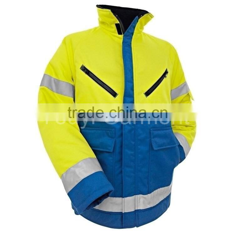 HI-VI YELLOW SAFETY RAIN JACKET FOR WORKER