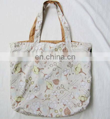 Wholesale white canvas shopping bag cartoon printing non-woven handed lift bag