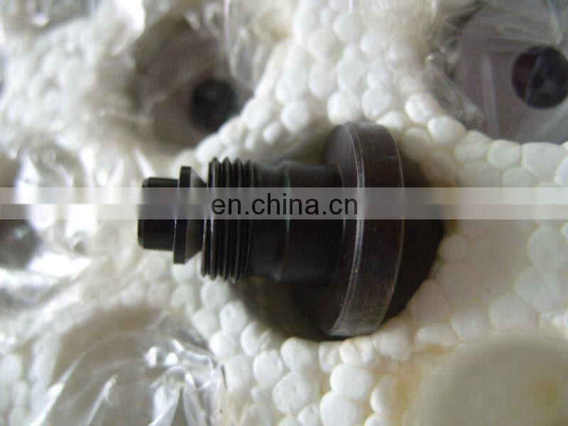 Russian engine MTZ80 spare parts injector nozzle plunger and delivery valve