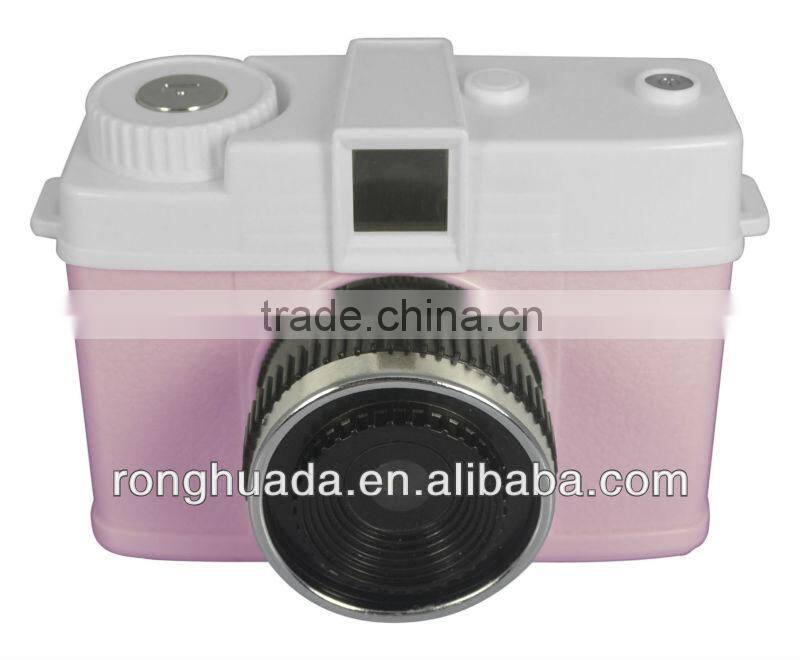 promotional vintage digital camera OEM/ODM 3 mega pixels 1.8 inch support 32GB SD card build in lithium battery USB 2.0