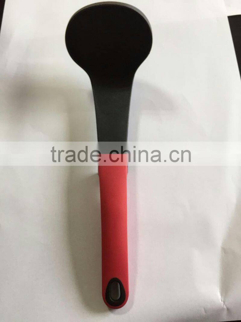 2015 popular sale 6 pcs set nylon kitchen utensils non-stick set with high quality food garde