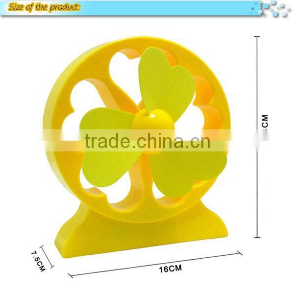 Cool Rechargeable battery mini fan with usb Line Modern Best-Selling desktop Fan Soft Blade Portable Fan
