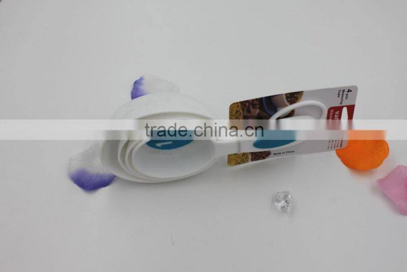 2015 new item plastic material measuring spoon with scale cake spoon
