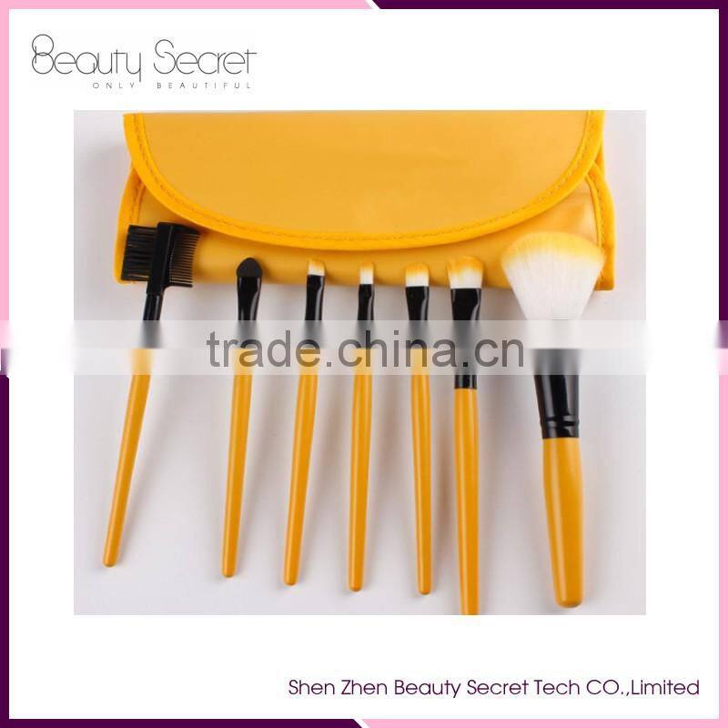 Kylie jenner 7 pcs cosmetics makeup brush