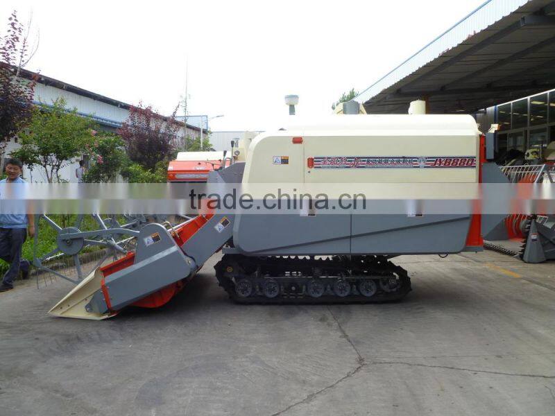 K--BOS 4LZ-4.0Z COMBINE HARVESTER