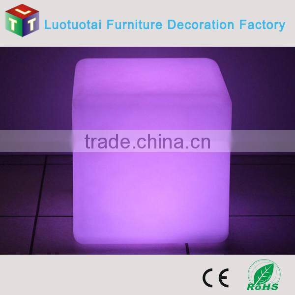 Manufacturer 20-80CM cube PE plastic chair with remote control 16 mix changeable colors