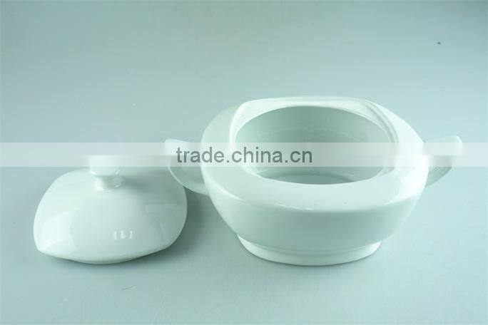 White ceramic porcelain soup tureen large tureen with lid & handles, square soup tureen pot