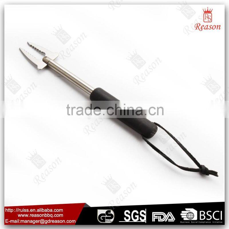 Unique personalized telescopic roasting bbq fork with soft handle
