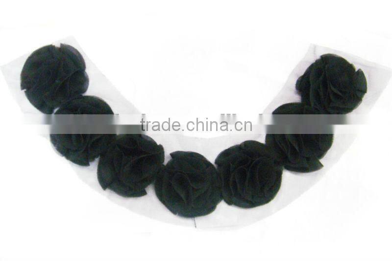 black rosary chiffon collar motif