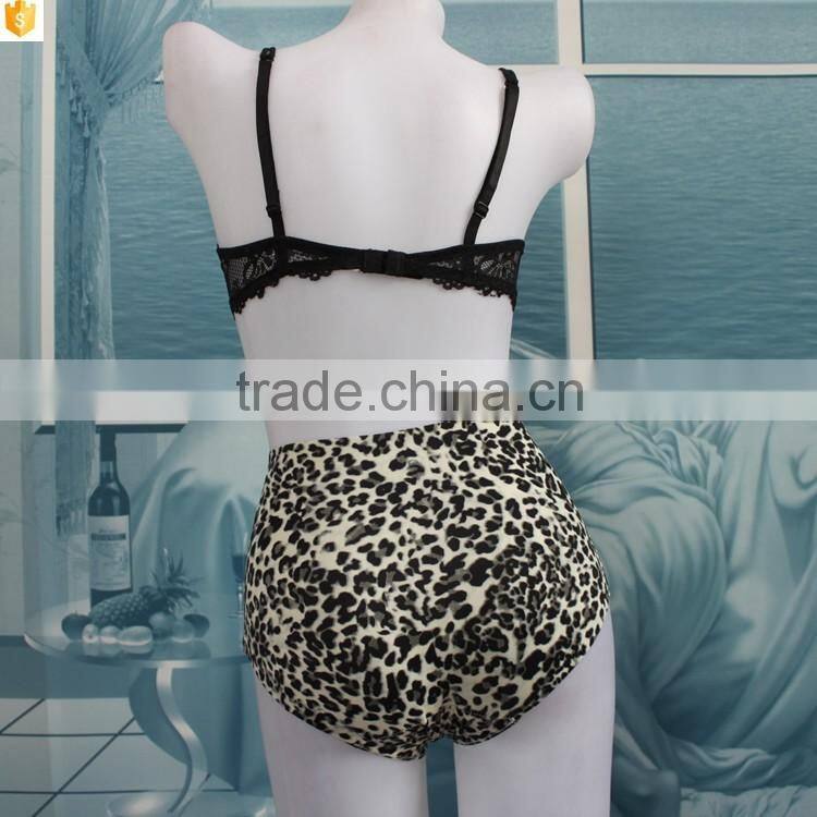 Latest white milk leopard decorative and high waist seamless underwear