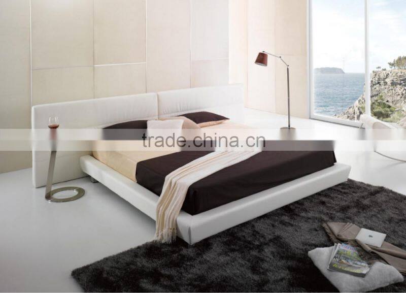 Noble white leather bed with long headboard , Elegant European design home furniture cheap white leather bed