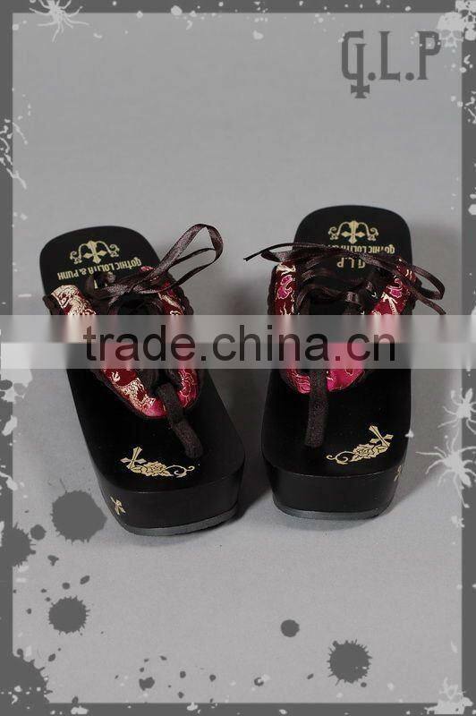 Lovely Summer black Clogs