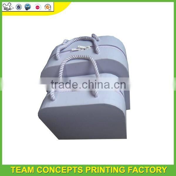 Fashion Design Different Shape Paper Suitcase Gift Box with Handle