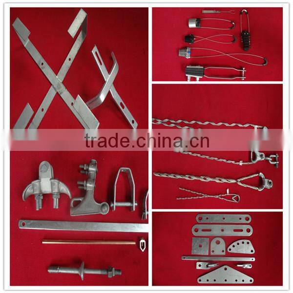 Suspension clamp for overhead power line fitting with socket-clevis
