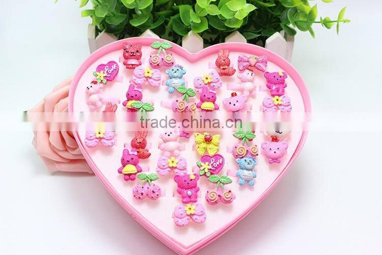 Newest multi design ring jewelry set customized plastic finger ring