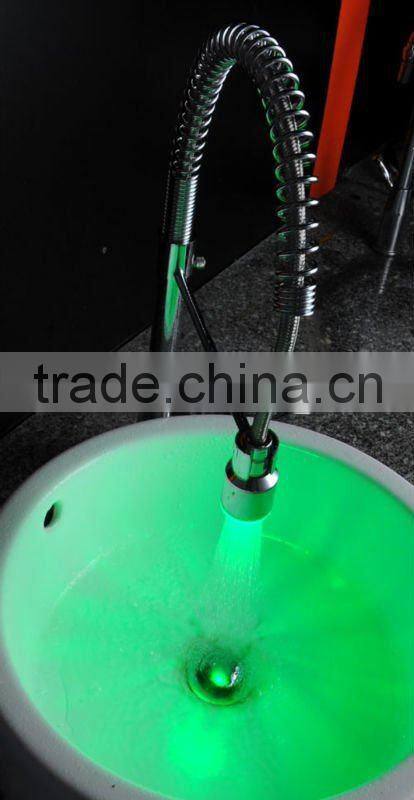 G1/2tread led pull out faucet head light
