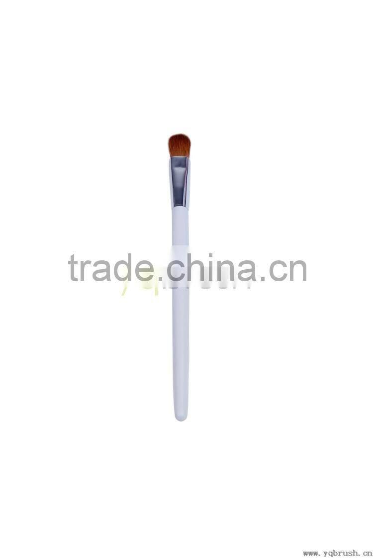 Foundation Brush and Concealer Brush 002