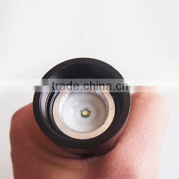 Zoomable 5W CREE LED Highlight Torch Flashlight